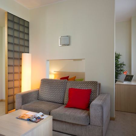 Apartamenty Media Park Warszawa Eksteriør bilde